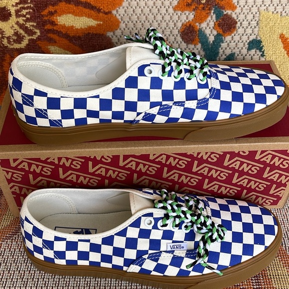 Vans Men’s Authentic
Checkerboard Blue/White
VN0009PVY6Z
Sneakers - Picture 4 of 16